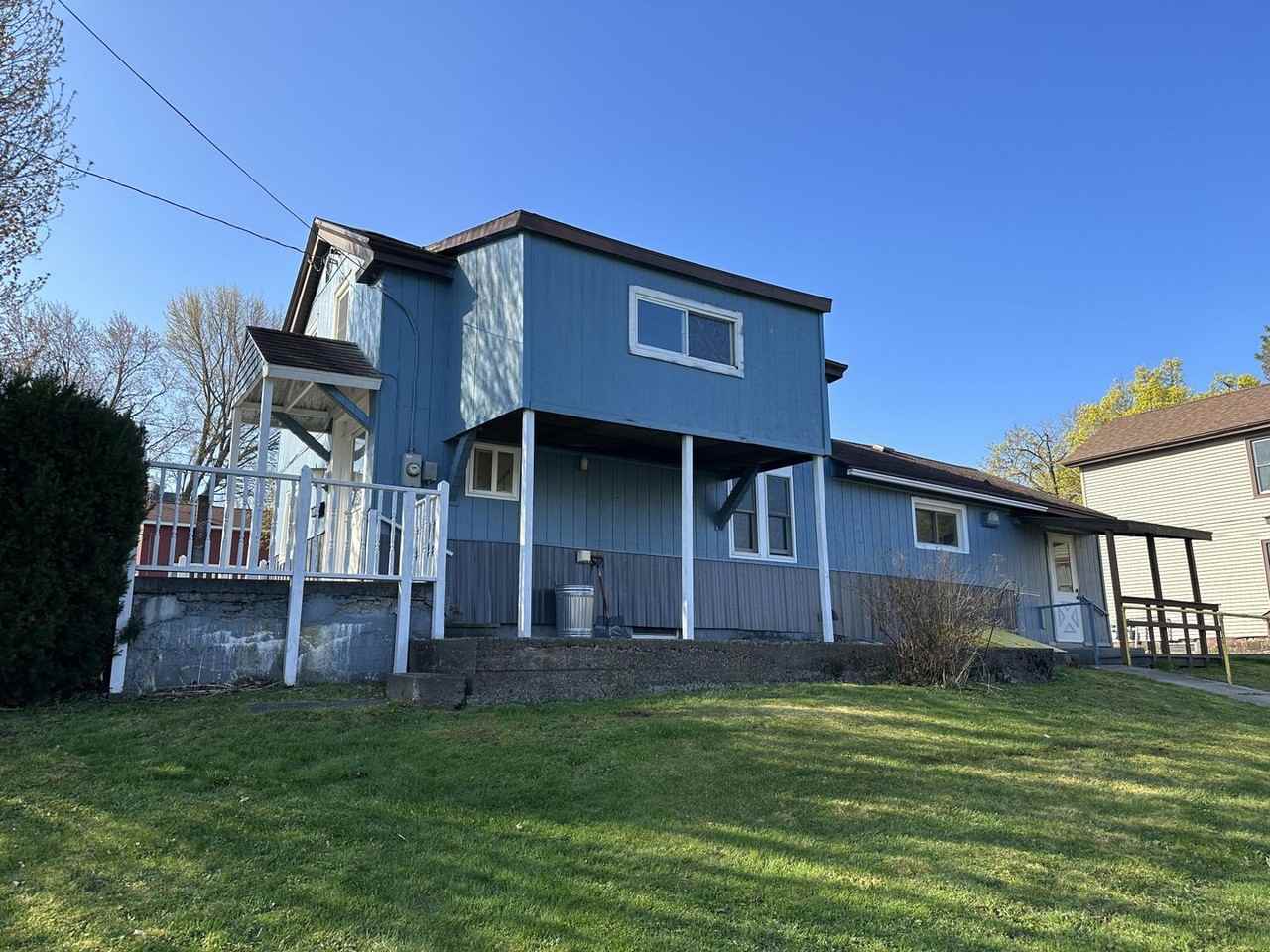 111 Erie St - Photo 2 of 27