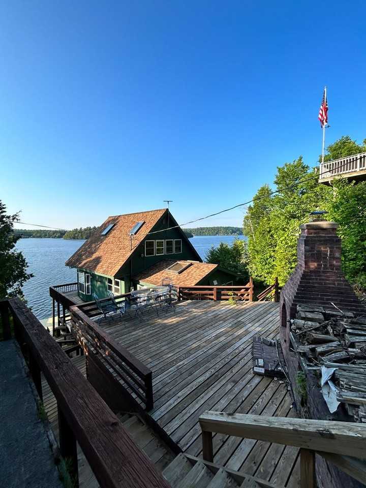 14335 Bullrock Rd - Photo 2 of 32