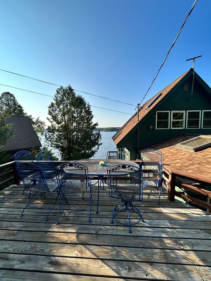 14335 Bullrock Rd - Photo 3 of 32