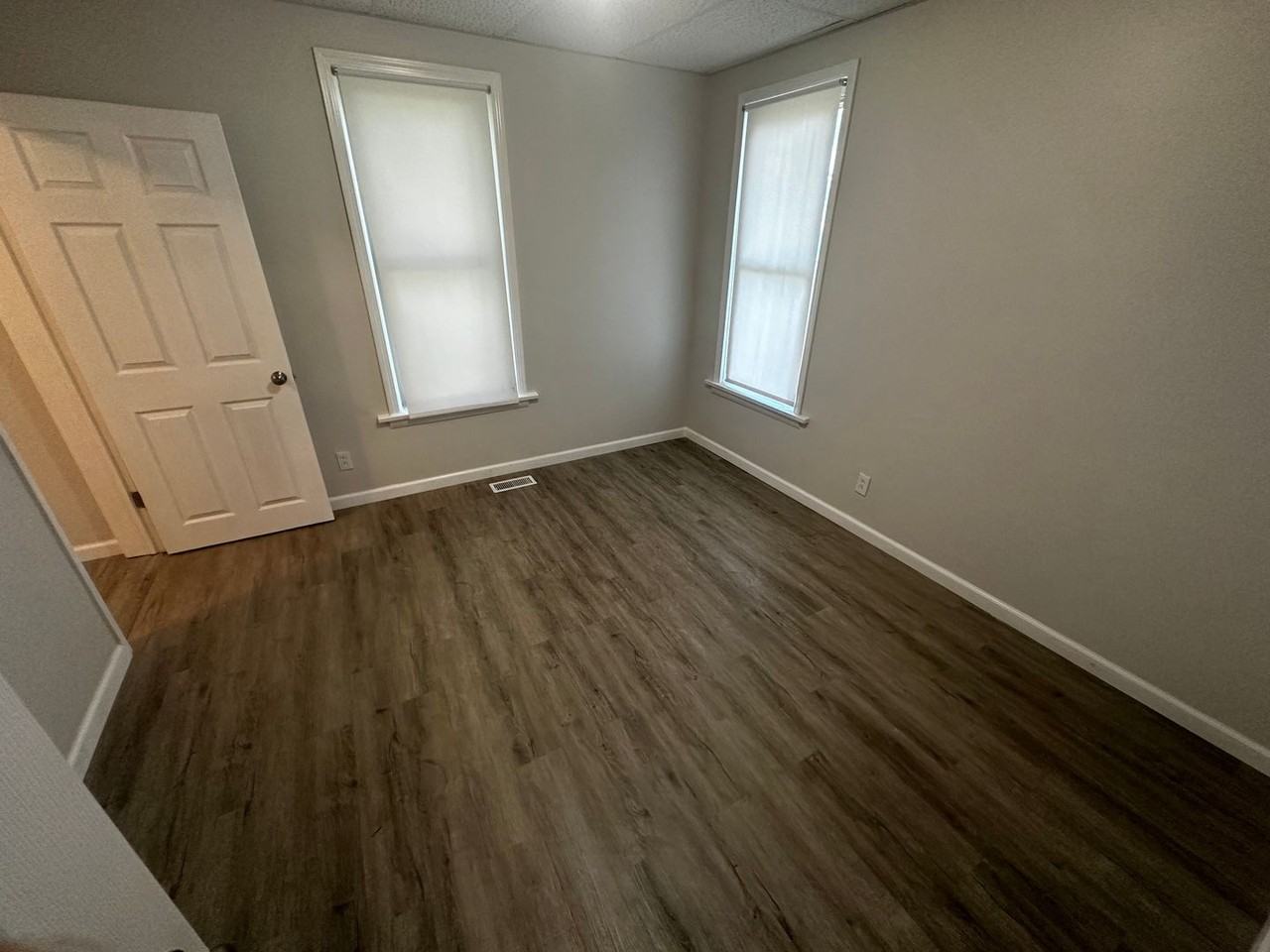 514 S 20th St - Photo 4 of 10