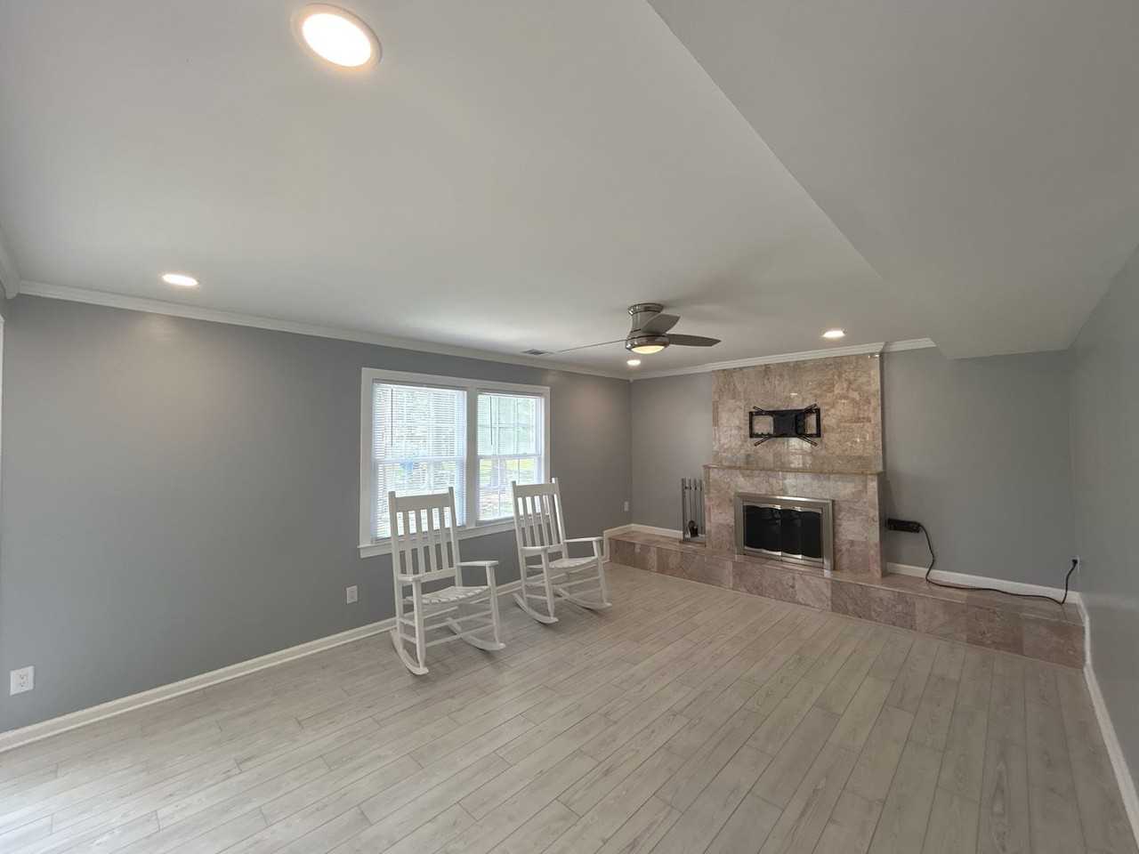 7318 Connan Ln - Photo 3 of 27