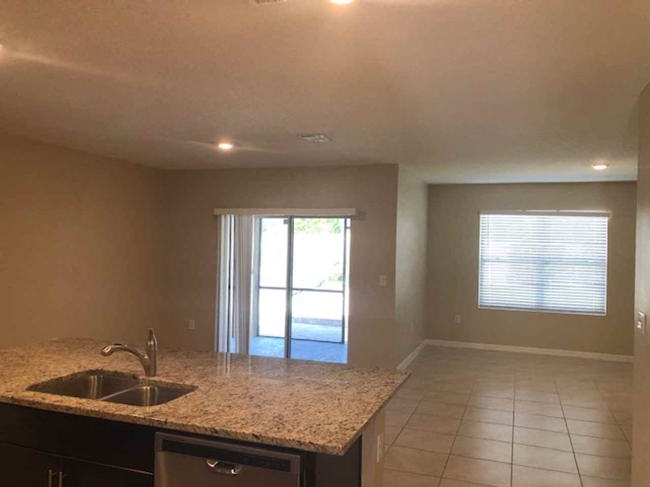 931 Guadalupe Dr - Photo 3 of 15