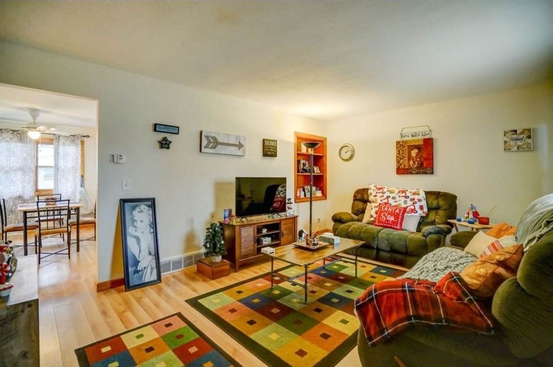 1821 Liberty Ln #1821 - Photo 6 of 18
