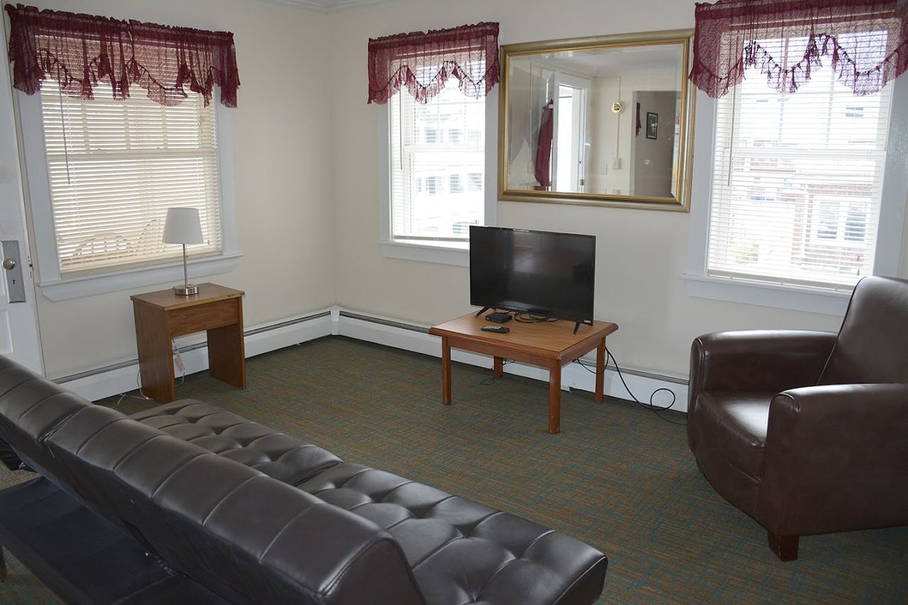 91 East Grand Avenue #A-D - Photo 4 of 5