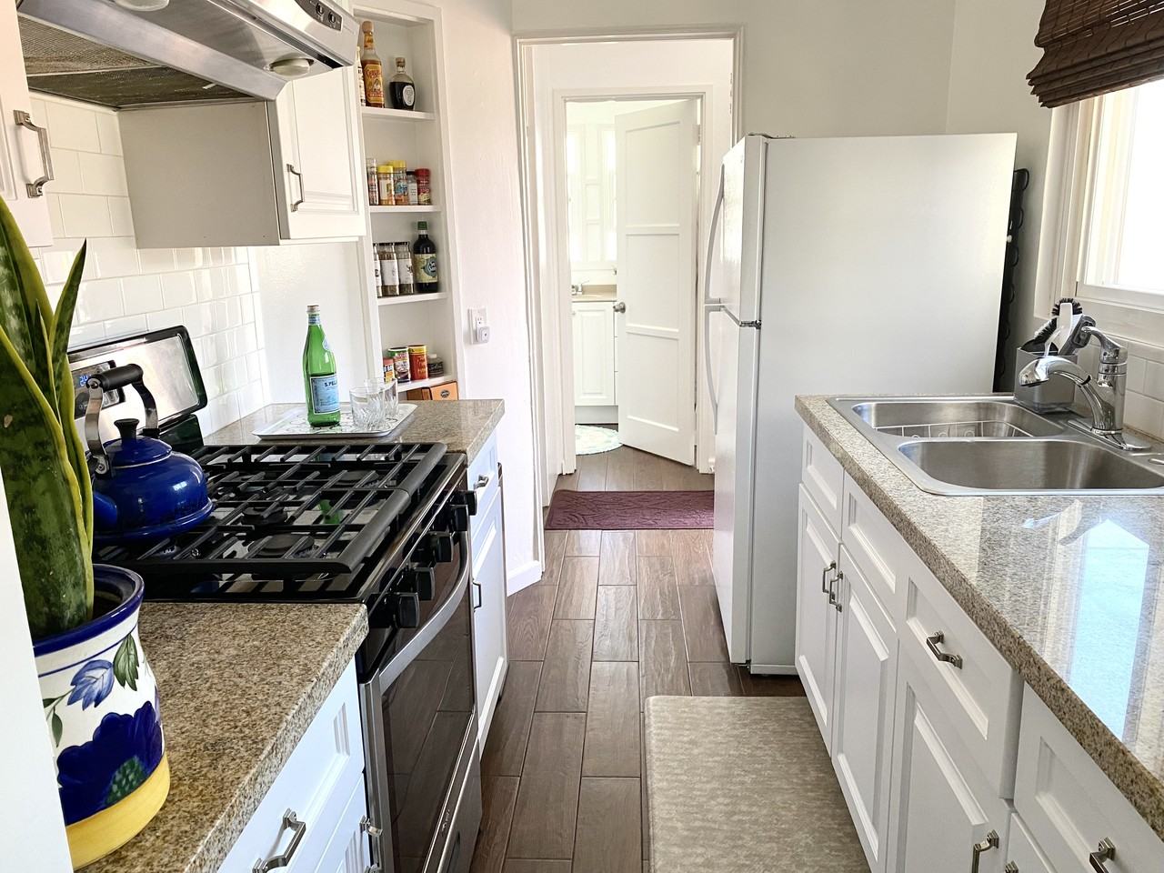 Prairie Ave & Manchester Ave #3/4 - Photo 3 of 6