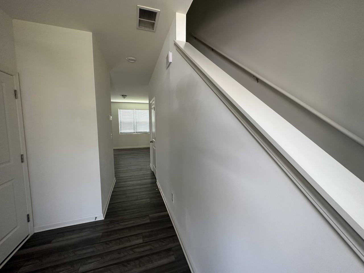 120 Swindon Dr - Photo 3 of 16