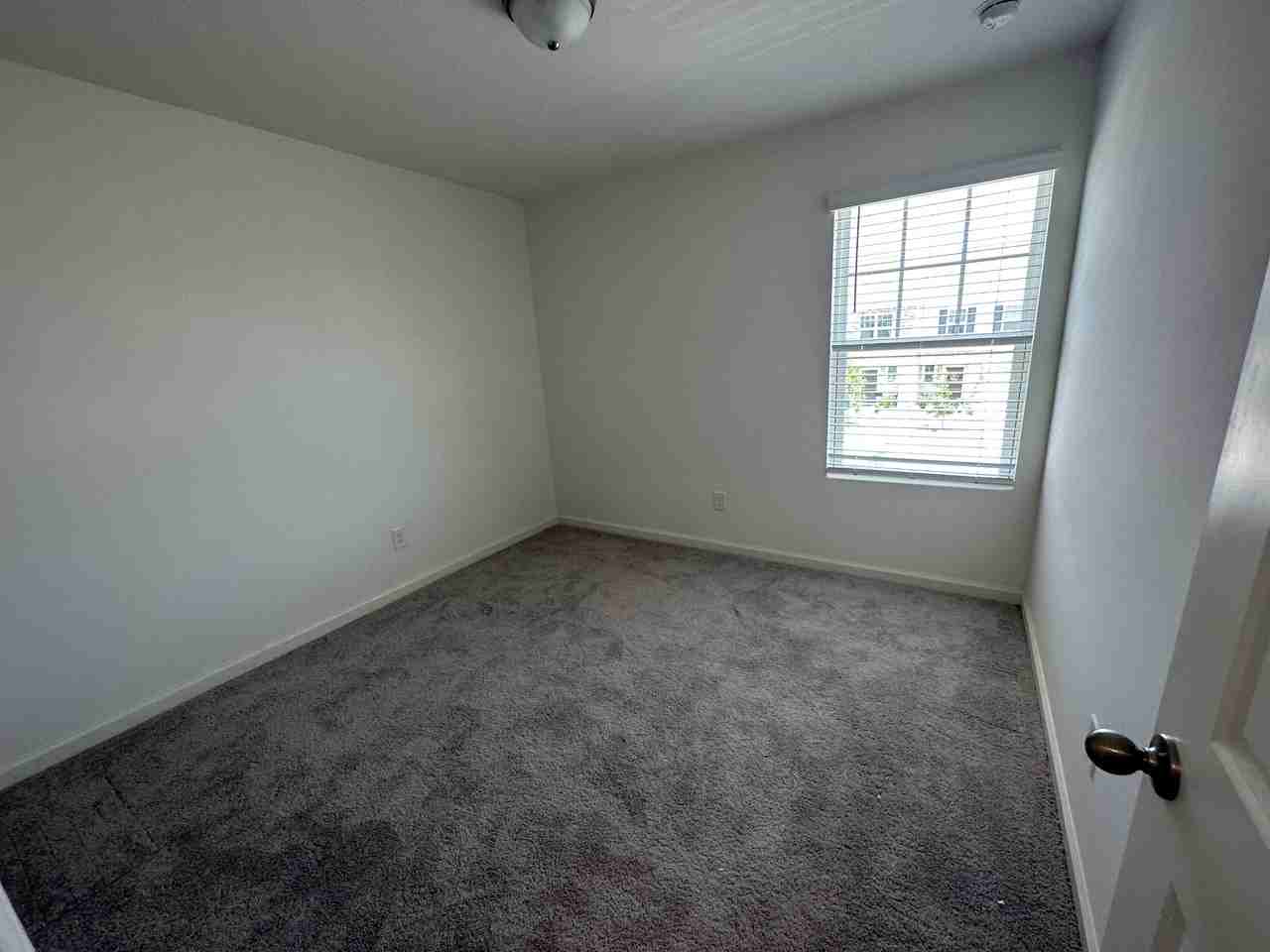 120 Swindon Dr - Photo 7 of 16