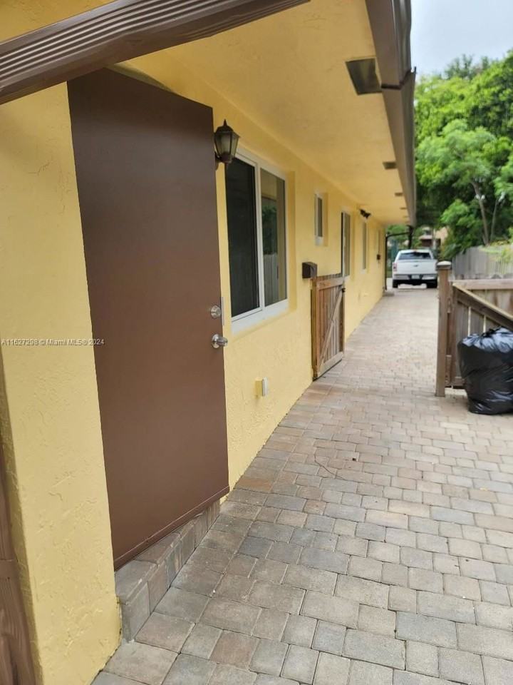 3490 Atlanta St #A - Photo 2 of 8