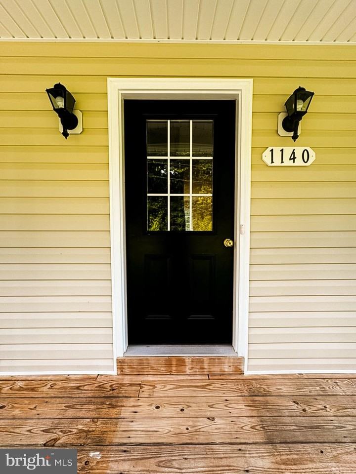 1140 Wilson Rd - Photo 3 of 29