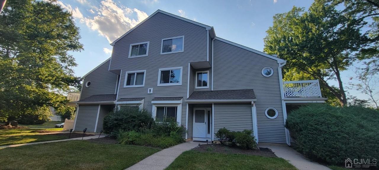 15 Deerberry Ln - Photo 2 of 16