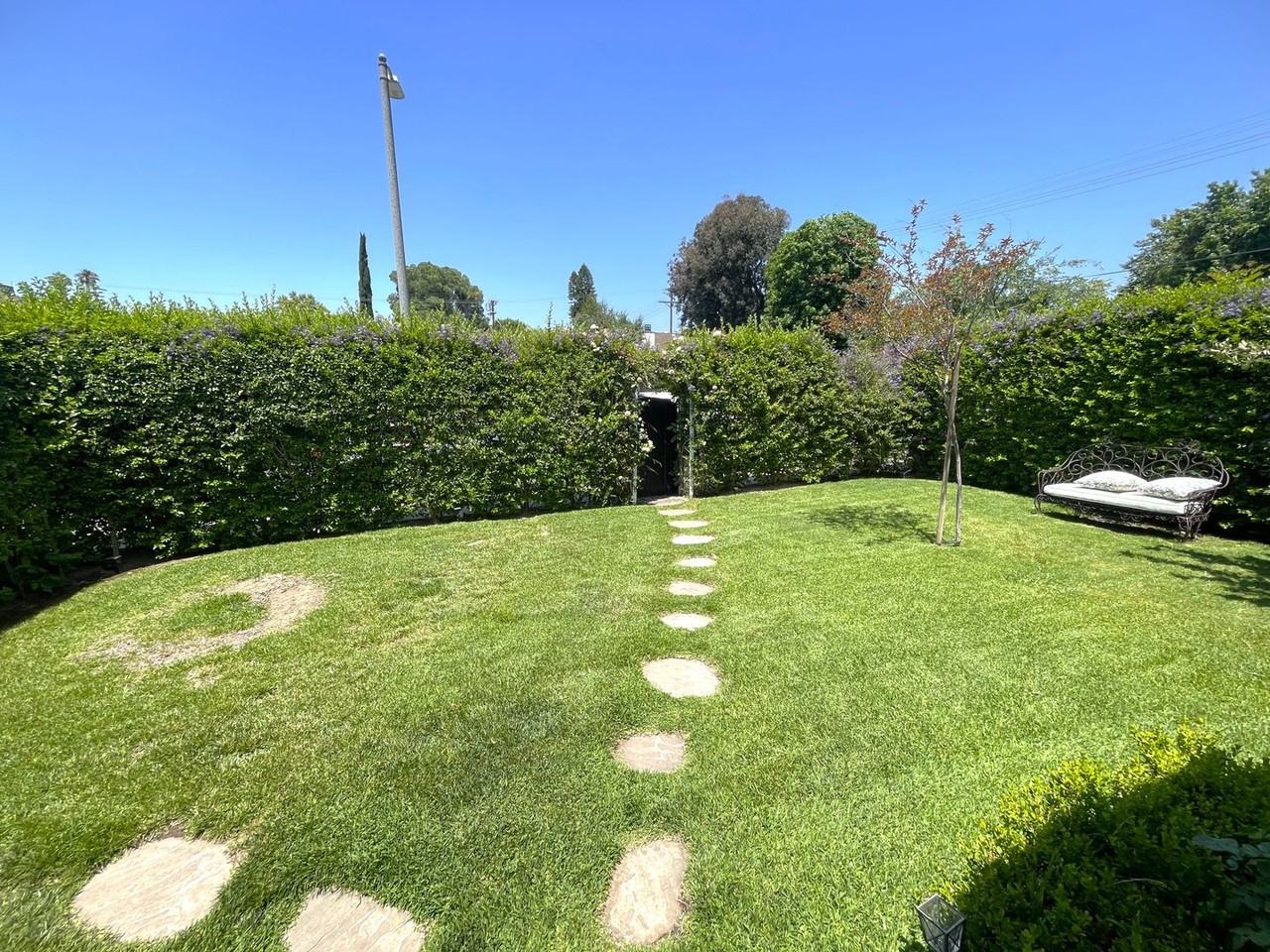 6954 Encino Ave - Photo 2 of 10