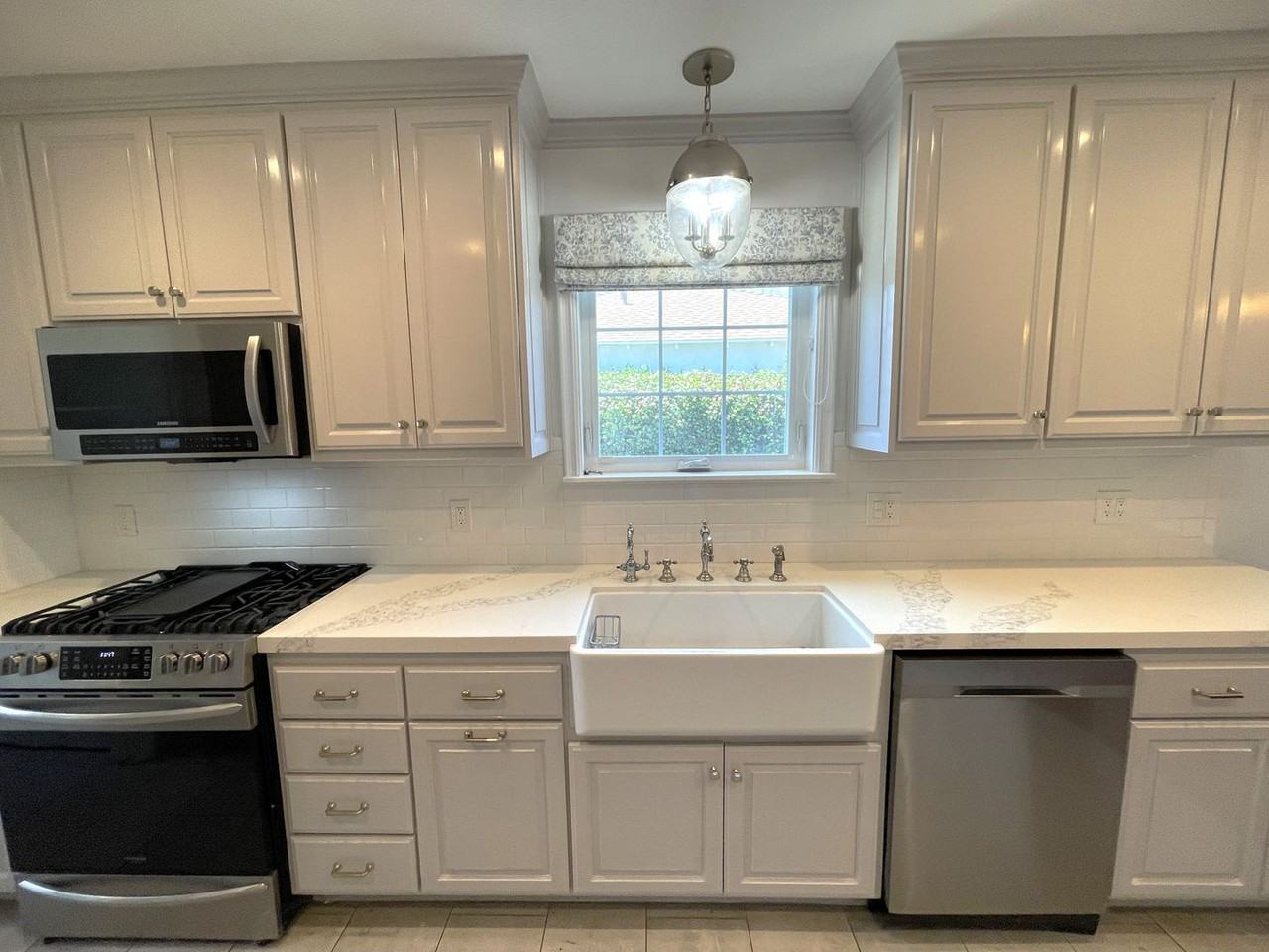 6954 Encino Ave - Photo 5 of 10