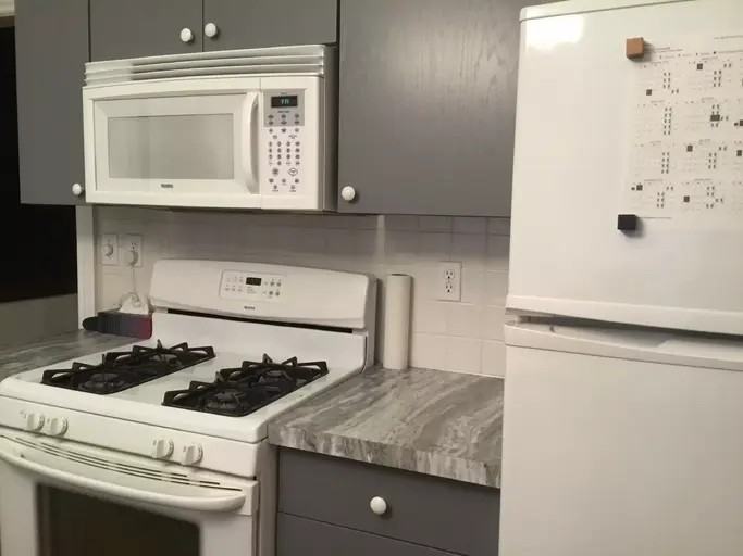 170 Arthur St S - Photo 2 of 8