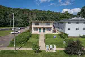 featured image of 1207 S Dewey St