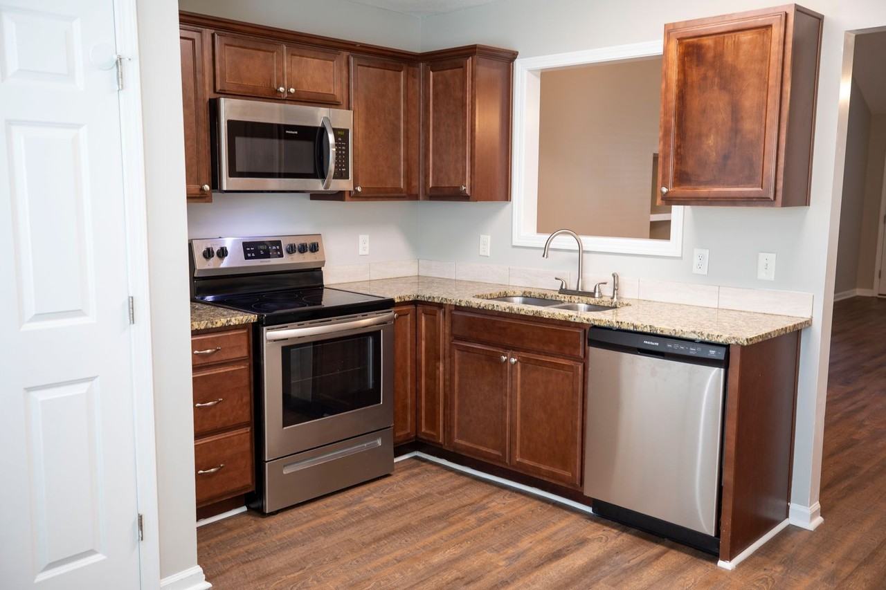 Carlisle Village Townhomes - Photo 2 of 22