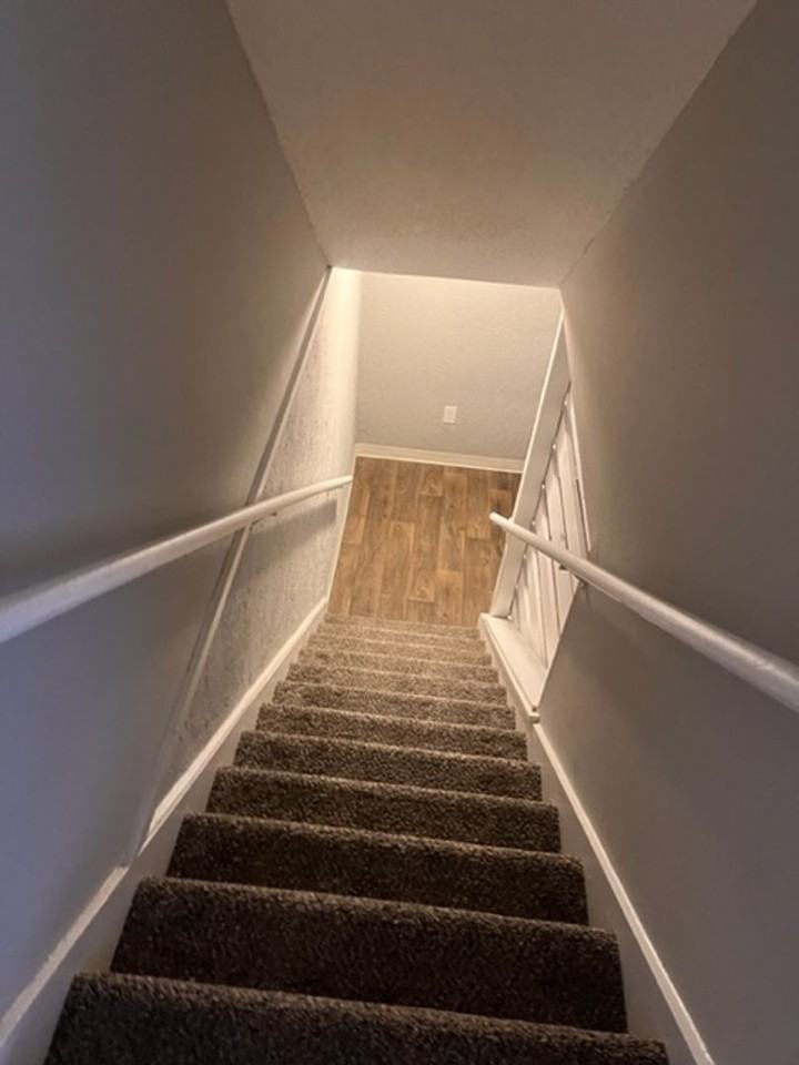 1000 S Woodlawn Street - Photo 2 of 50