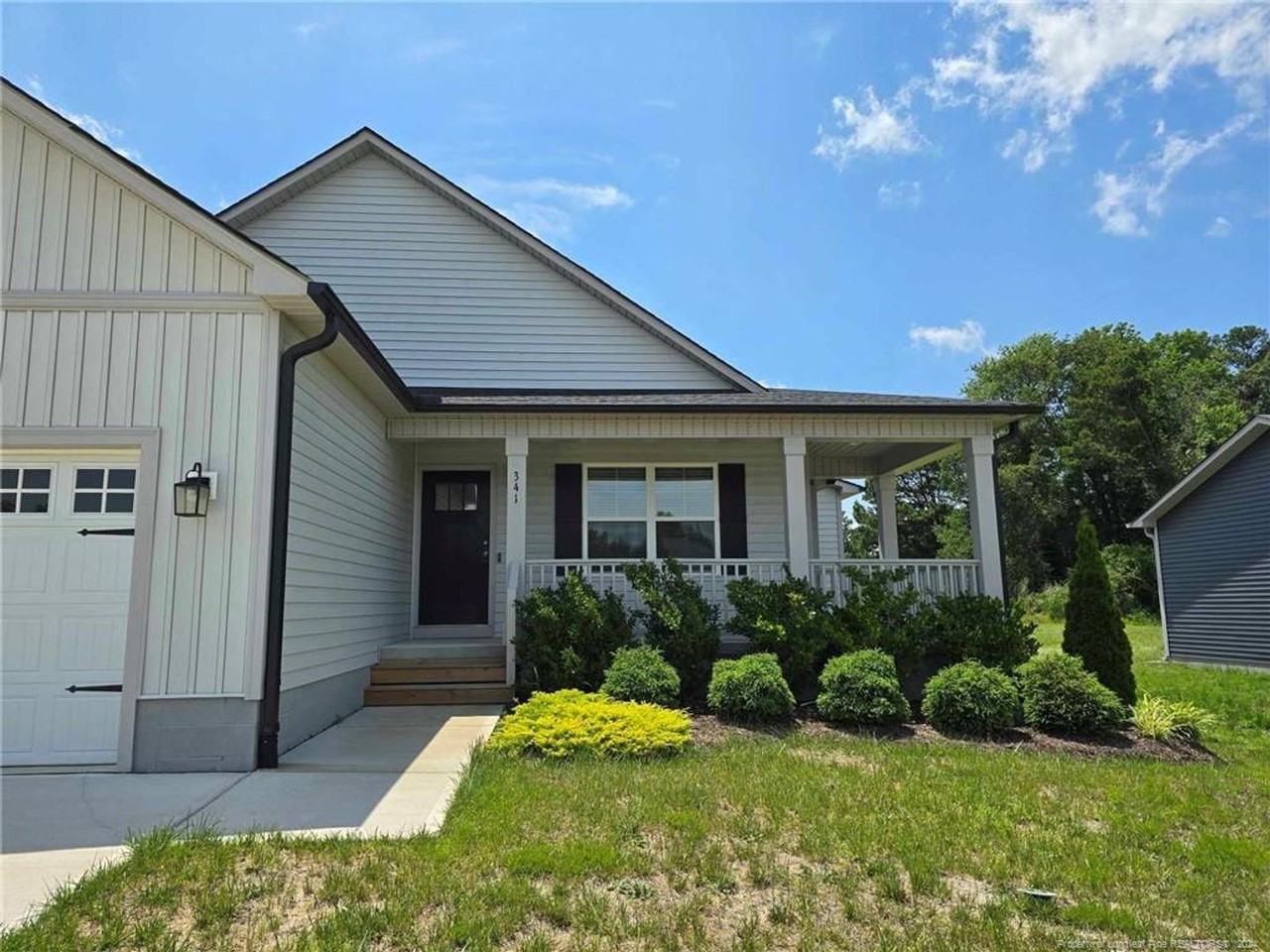 341 Placid Pond Dr - Photo 2 of 44