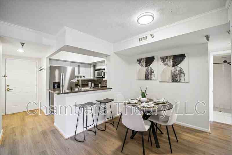 2400 Clarendon Blvd #201 - Photo 4 of 27