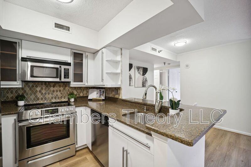 2400 Clarendon Blvd #201 - Photo 6 of 27