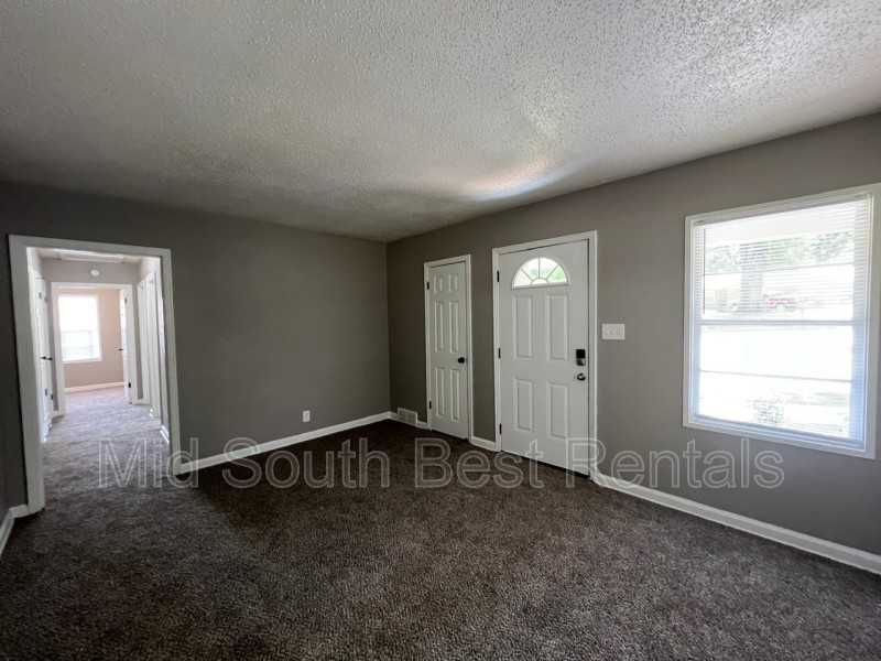 3457 Madewell St - Photo 2 of 8