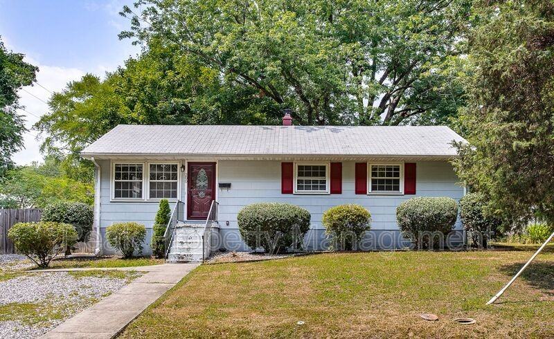 200 N Grove Ave - Photo 3 of 26