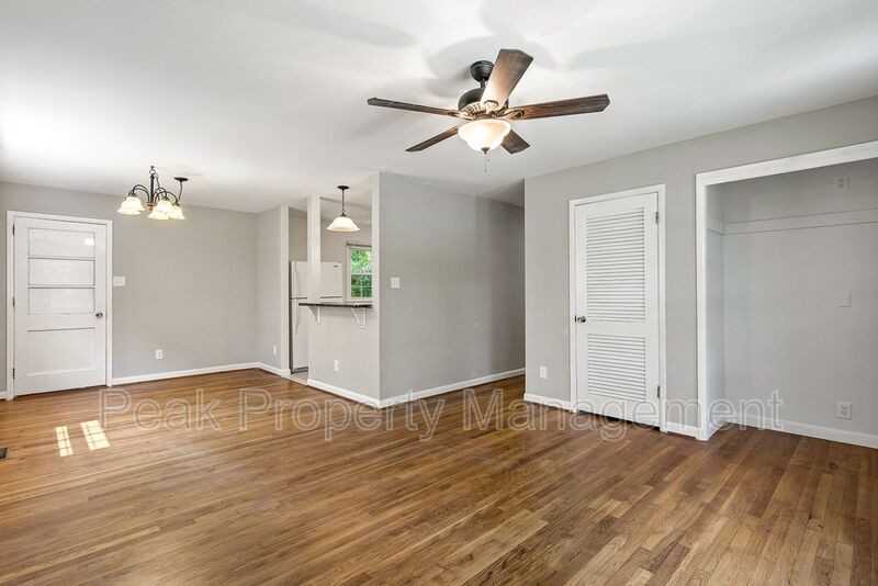 200 N Grove Ave - Photo 7 of 26