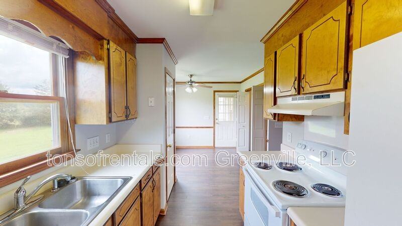 121B Hipps Ave - Photo 6 of 13