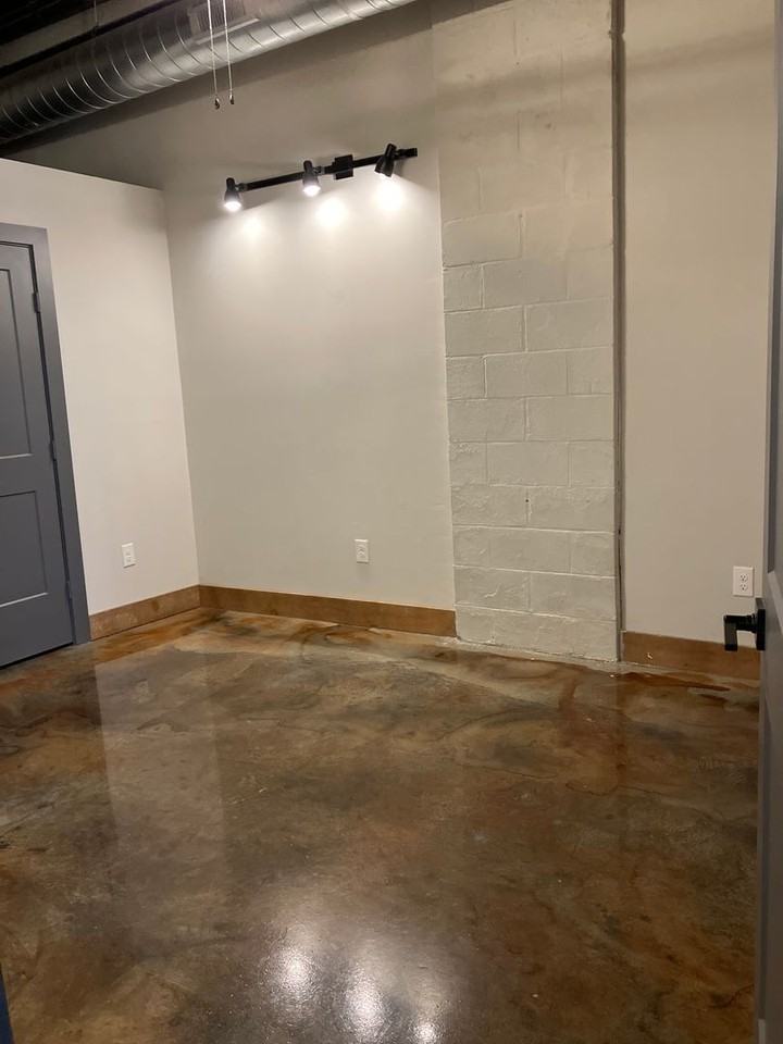 252 N Franklin St #236 - Photo 5 of 6