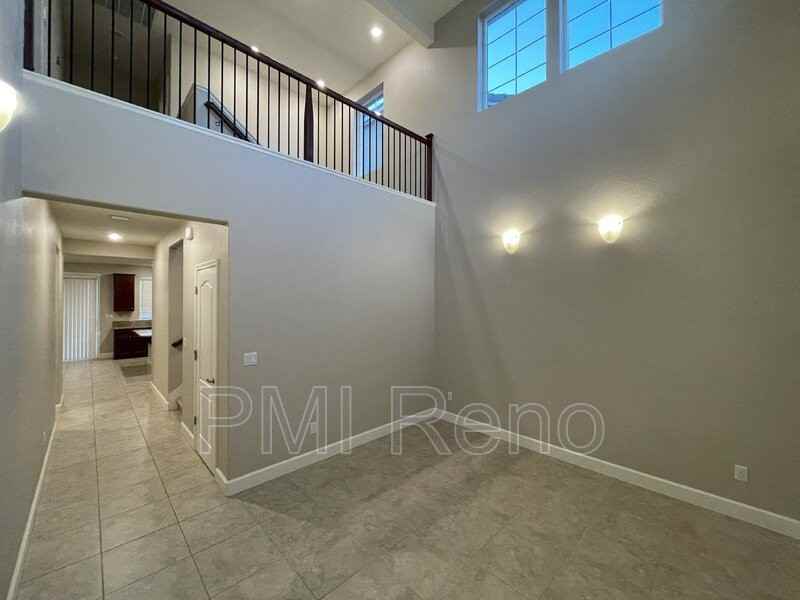 9725 Quartette Dr - Photo 3 of 38