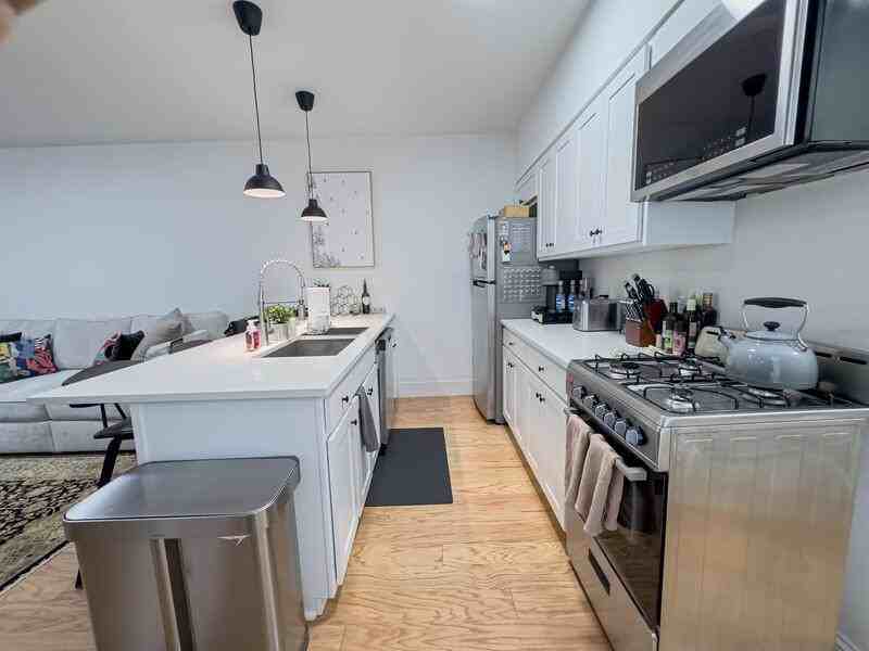 1714 Mount Vernon St - Photo 2 of 34
