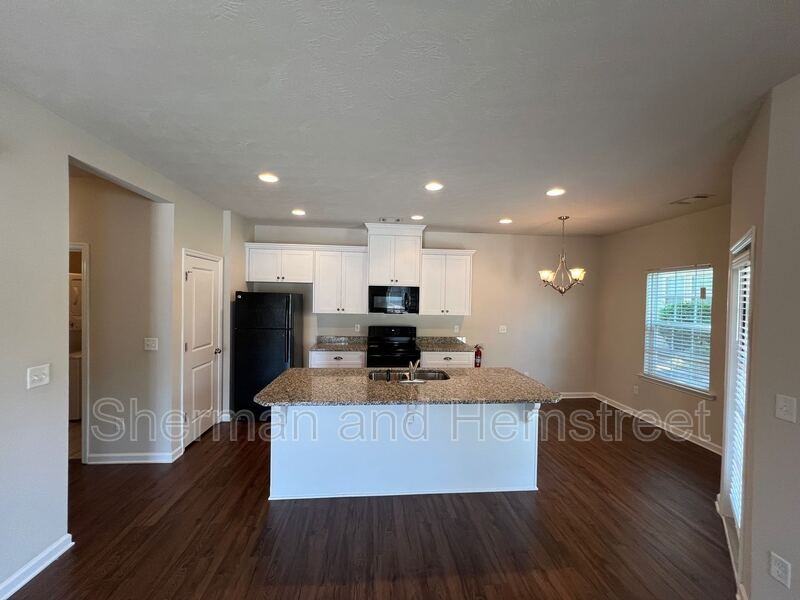 1007 Joiner Cir #1007 - Photo 2 of 8