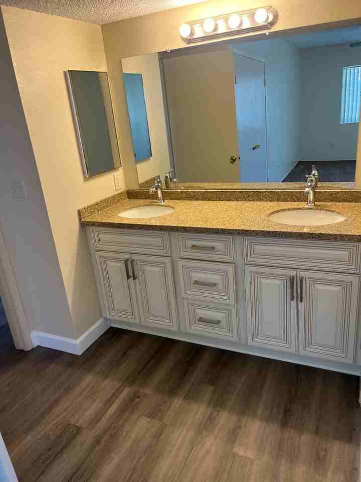 CASA - Photo 7 of 13