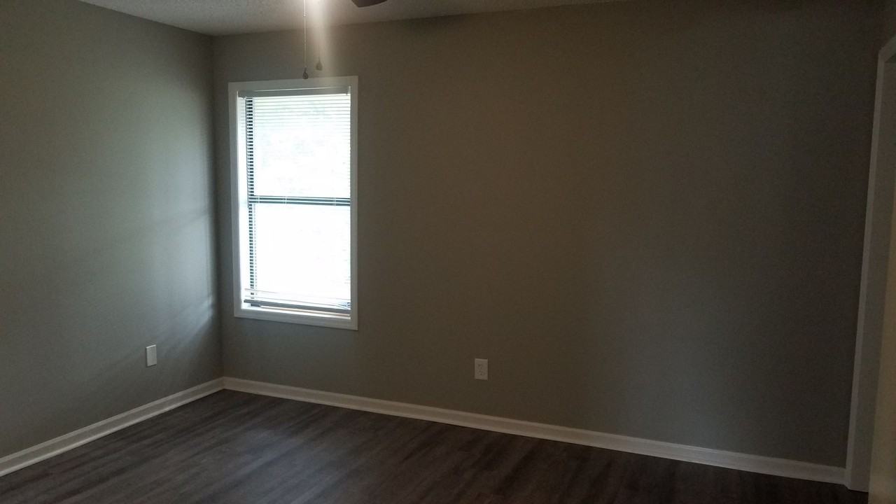 6 Lakeland Ct - Photo 7 of 8