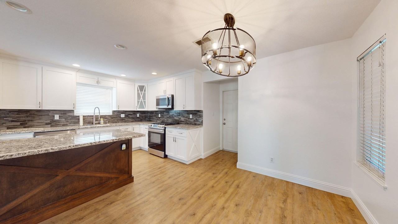 400 E Union Ave - Photo 5 of 47