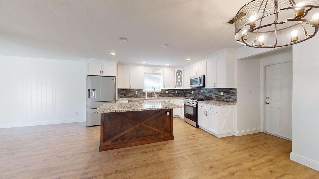 400 E Union Ave - Photo 6 of 47