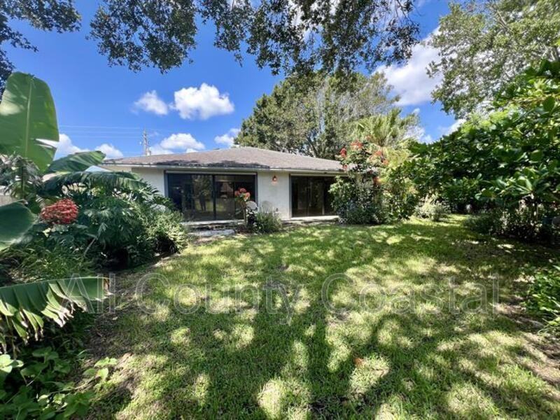 2617 Sw Chestnut Ln - Photo 2 of 26