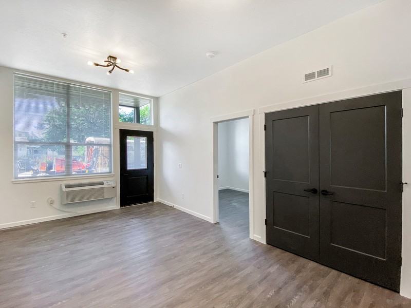 2120 South Ave W #104 - Photo 7 of 18