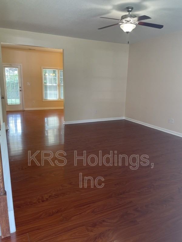 2831 Bayne Ave - Photo 3 of 34