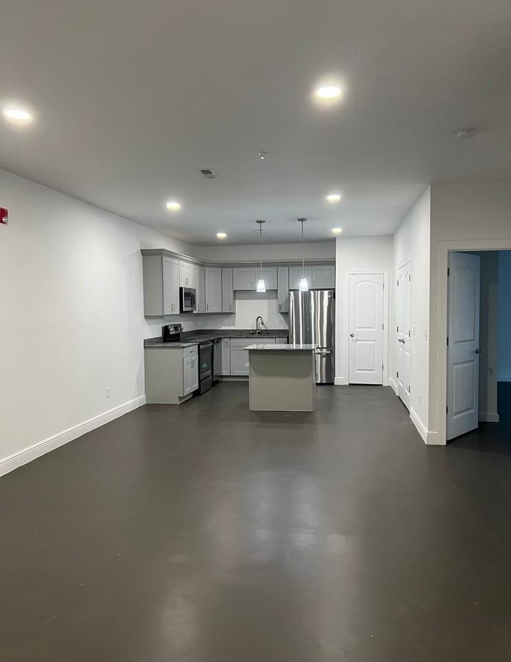 3760 Patriot Pkwy #2W - Photo 3 of 12