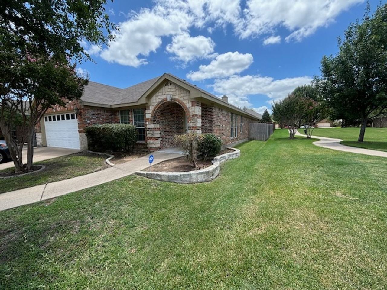 4414 New Meadow Dr - Photo 3 of 25