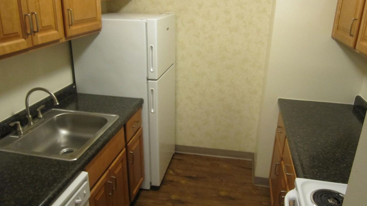Thorn Run Apartments - Photo 2 of 19