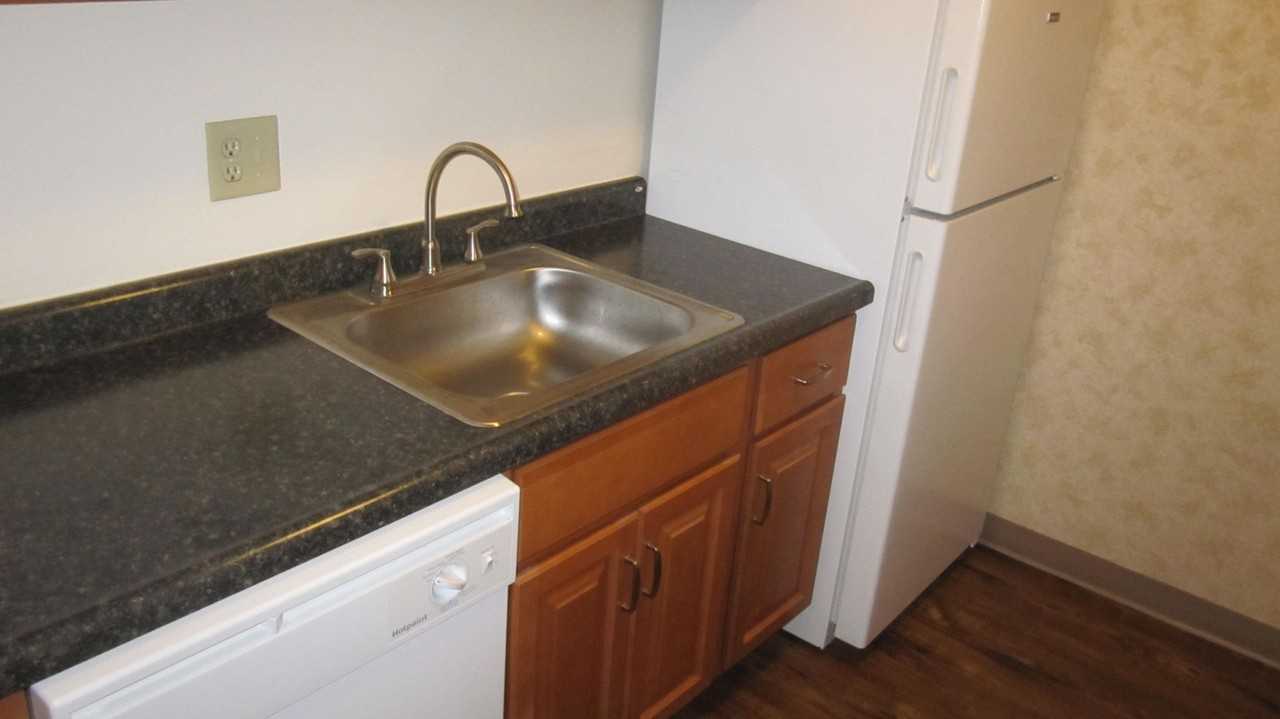 Thorn Run Apartments - Photo 3 of 19