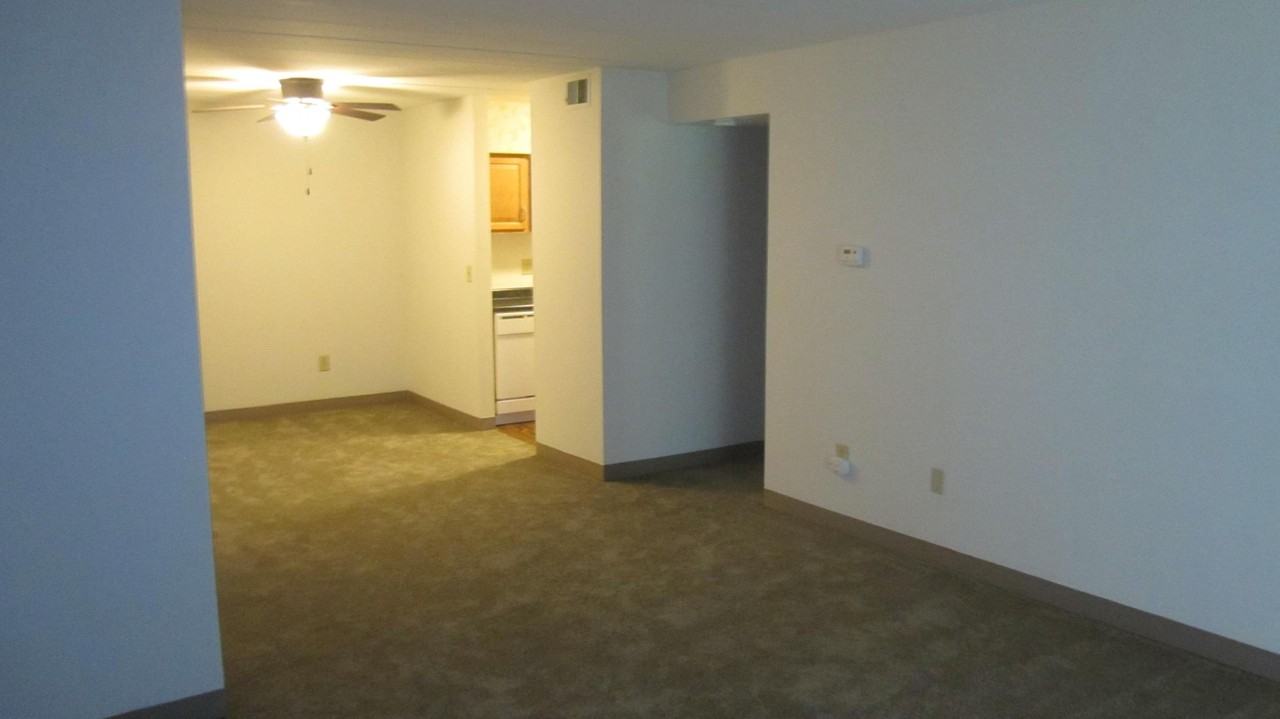 Thorn Run Apartments - Photo 4 of 19