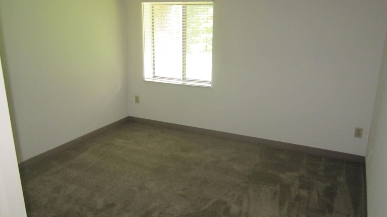 Thorn Run Apartments - Photo 6 of 19