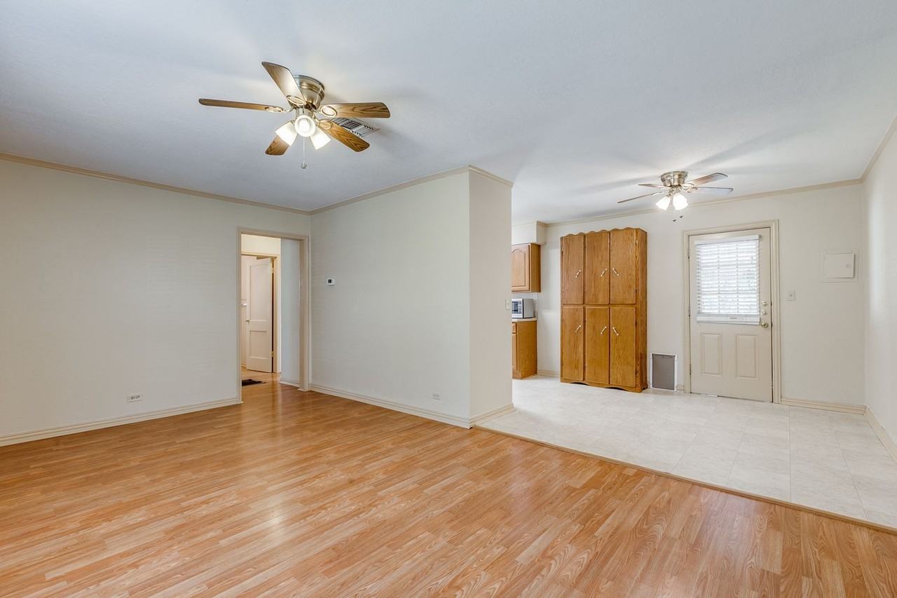 322 Byrnes Dr - Photo 5 of 25