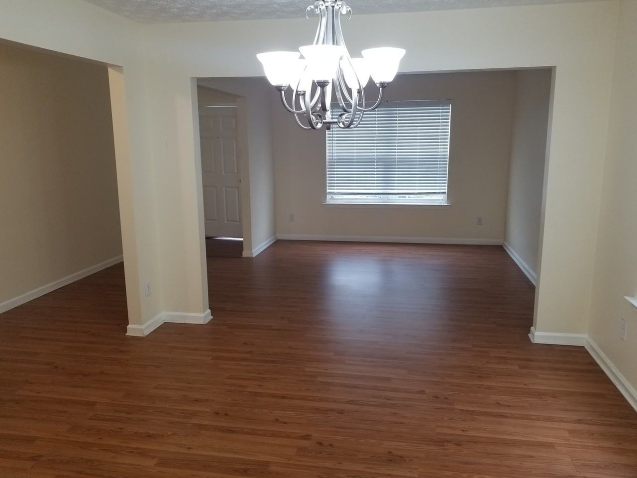 1257 Matt Moore Ct - Photo 3 of 17