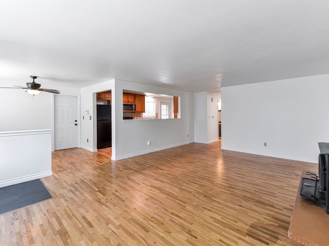1516 Jones Ave Ne - Photo 6 of 25