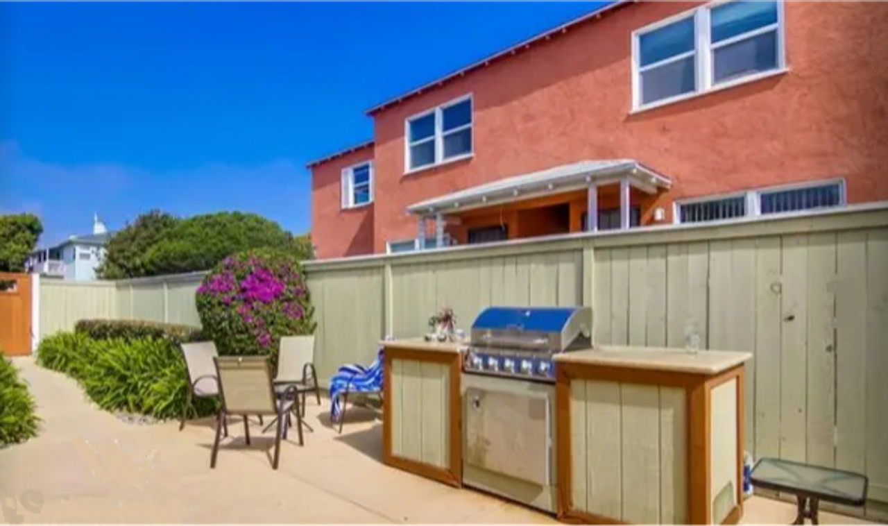 Emerald St - Photo 2 of 13