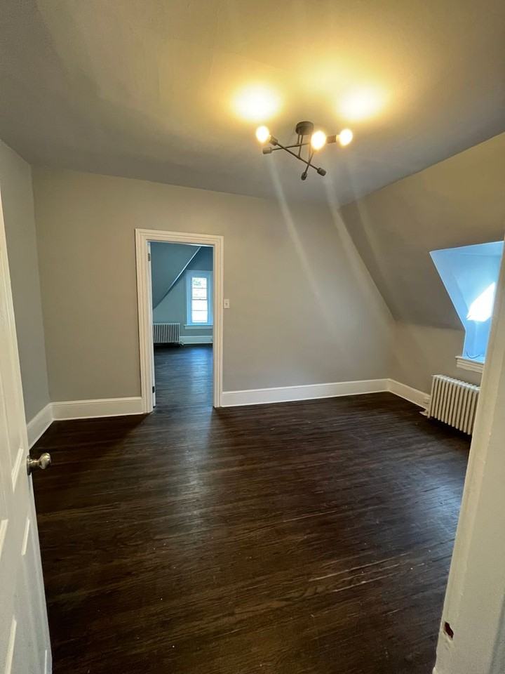 302 Oley Street - Photo 2 of 11