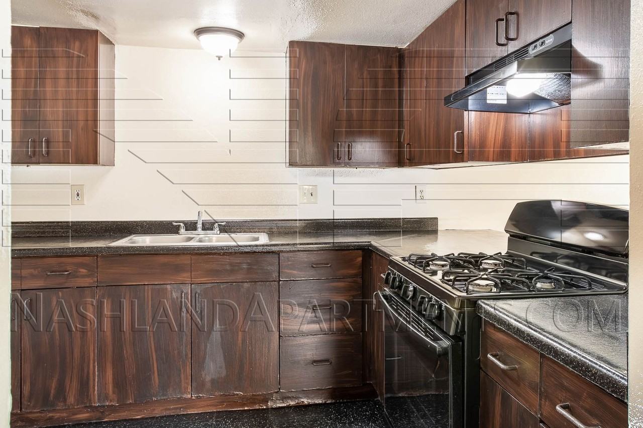 3680 Nashland - Photo 3 of 18